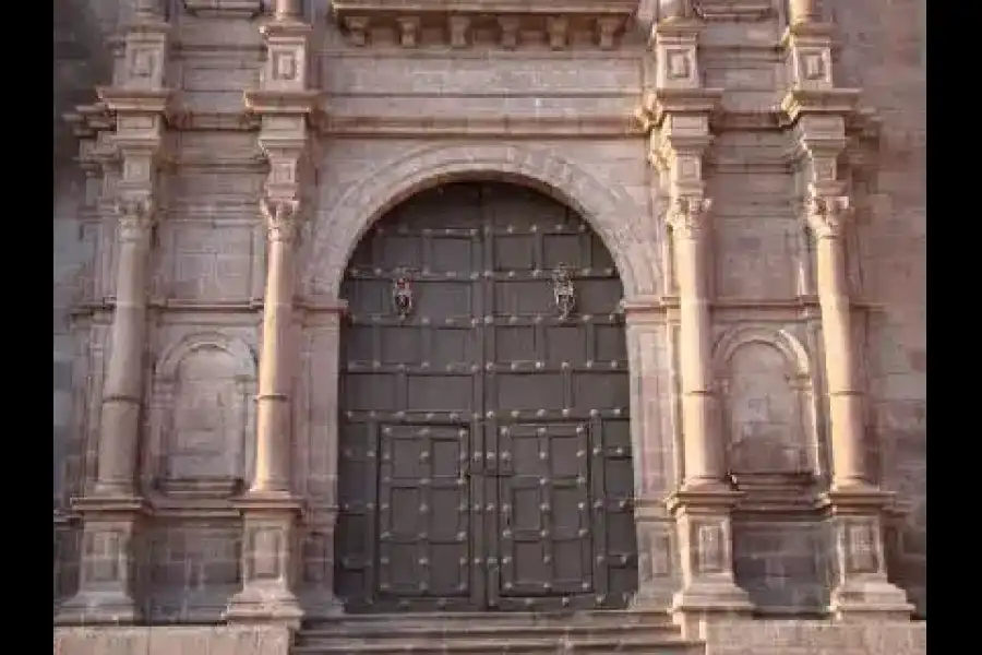 Imagen Templo De San Pedro Apóstol De Urubamba. - Imagen 3