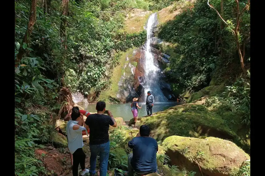 Imagen Caídas De Agua De La Comunidad Nativa De Kotsimba. - Imagen 3