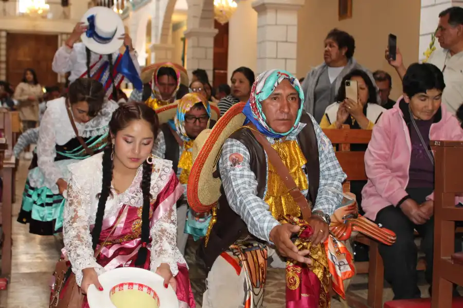 Imagen Festividad De La Virgen Del Rosario De Huallhua - Imagen 1