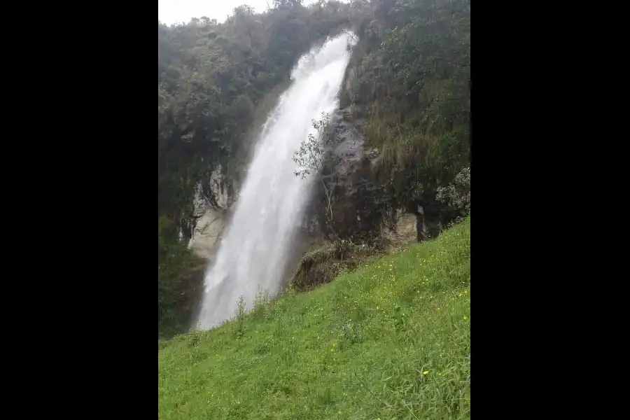 Imagen Catarata Chorro Blanco - Rupahuasi - Imagen 6