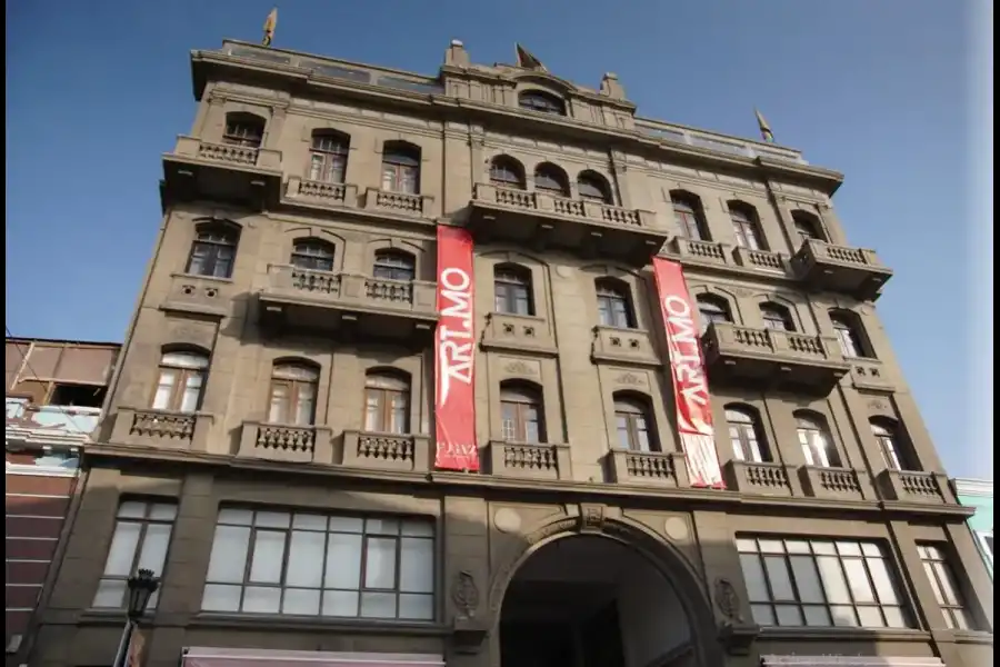 Imagen Sala De Exhibición Casa Fugaz (Edificio Ronald) - Imagen 1