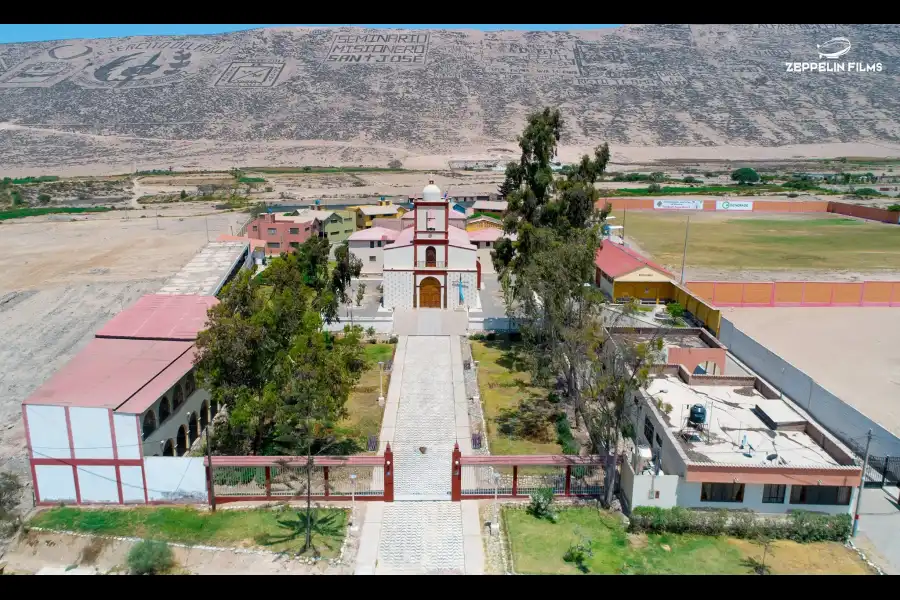 Imagen Iglesia Virgen Del Rosario De Calana - Imagen 6