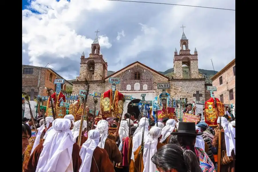 Imagen Fiesta De Las Cruces De Luricocha - Imagen 4