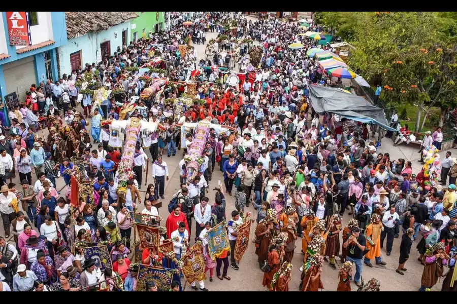 Imagen Fiesta De Las Cruces De Luricocha - Imagen 5