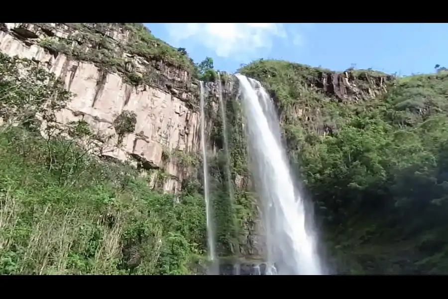 Imagen Catarata Bella Encantadora - Imagen 1