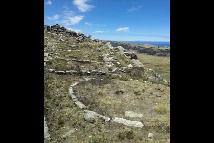 Imagen Sitio Arqueológico De Cerro Calvario - Imagen 1