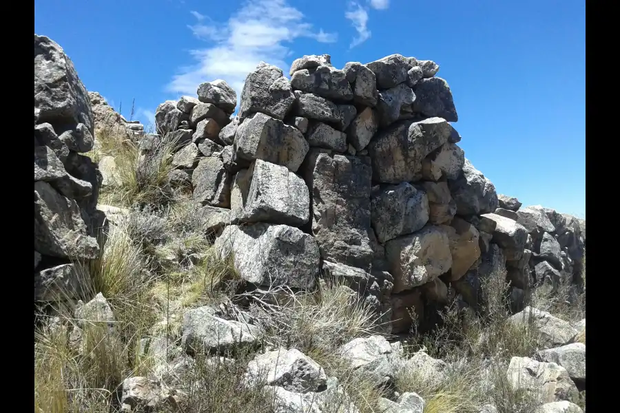 Imagen Sitio Arqueológico De Cerro Calvario - Imagen 3