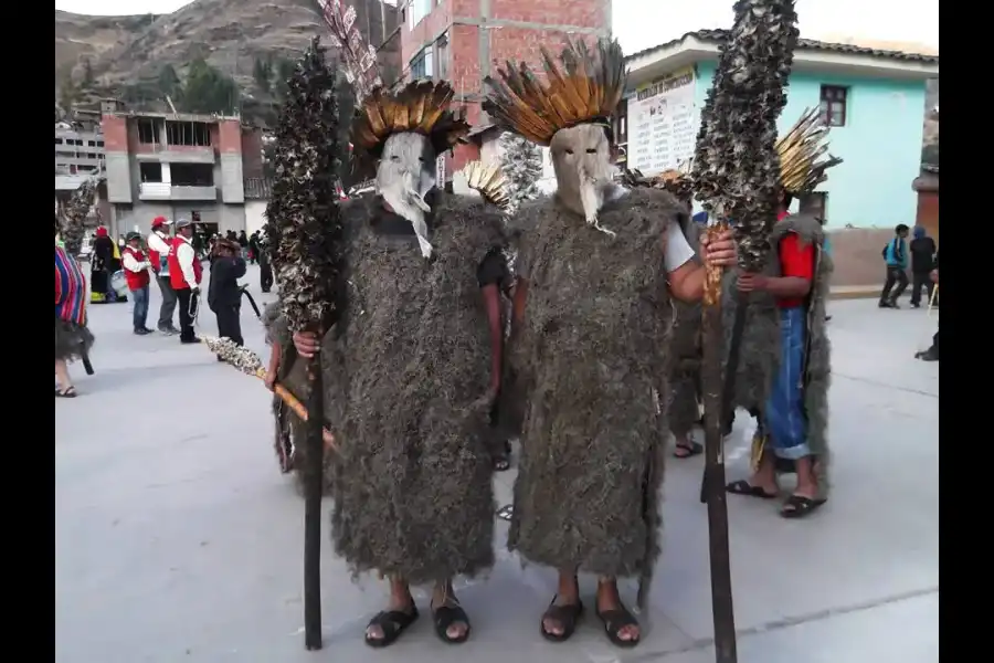 Imagen Danza Tipica Saqsa O Machu Q’Aq’A - Imagen 4