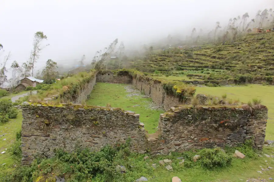 Imagen Complejo Arqueológico Phisqa Punku - Imagen 4