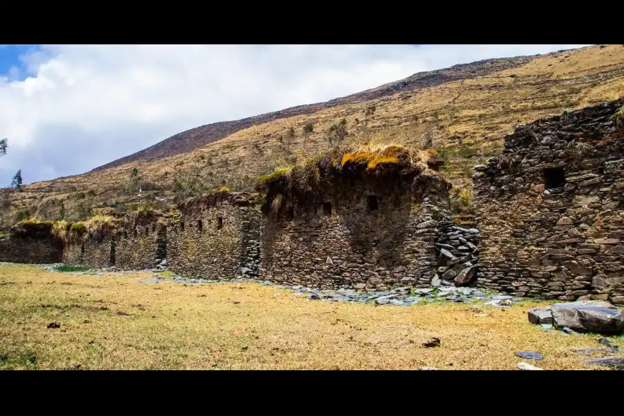 Imagen Complejo Arqueológico Phisqa Punku - Imagen 8