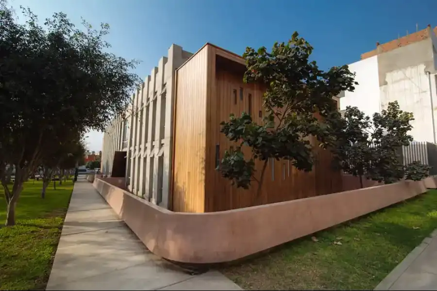 Imagen Biblioteca Plaza Bicentenario - La Molina - Imagen 1