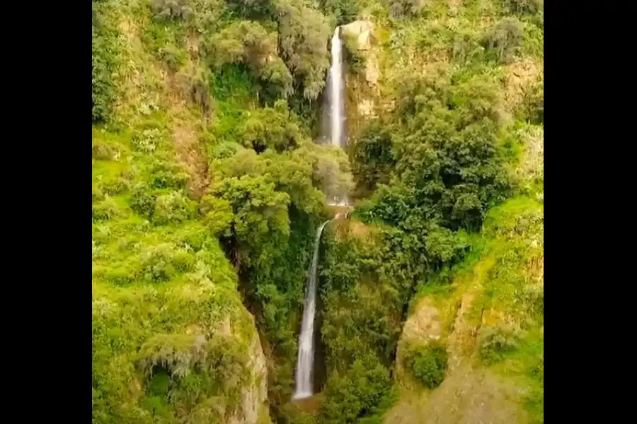 Imagen Catarata Arcoíris De Mutca - Imagen 4