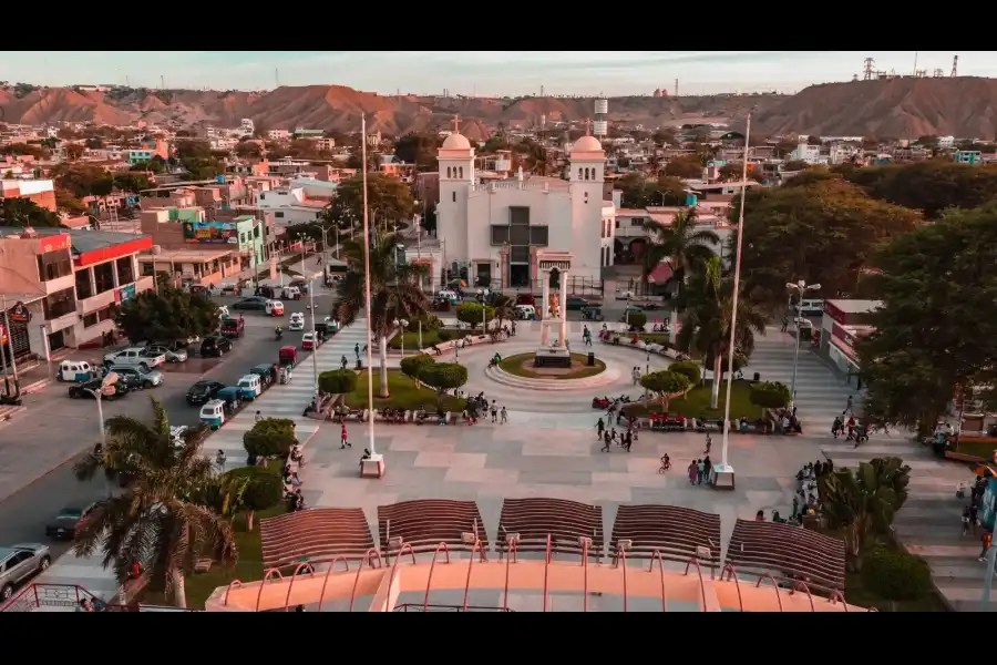 Imagen Plaza Grau Centro Cívico - Imagen 1