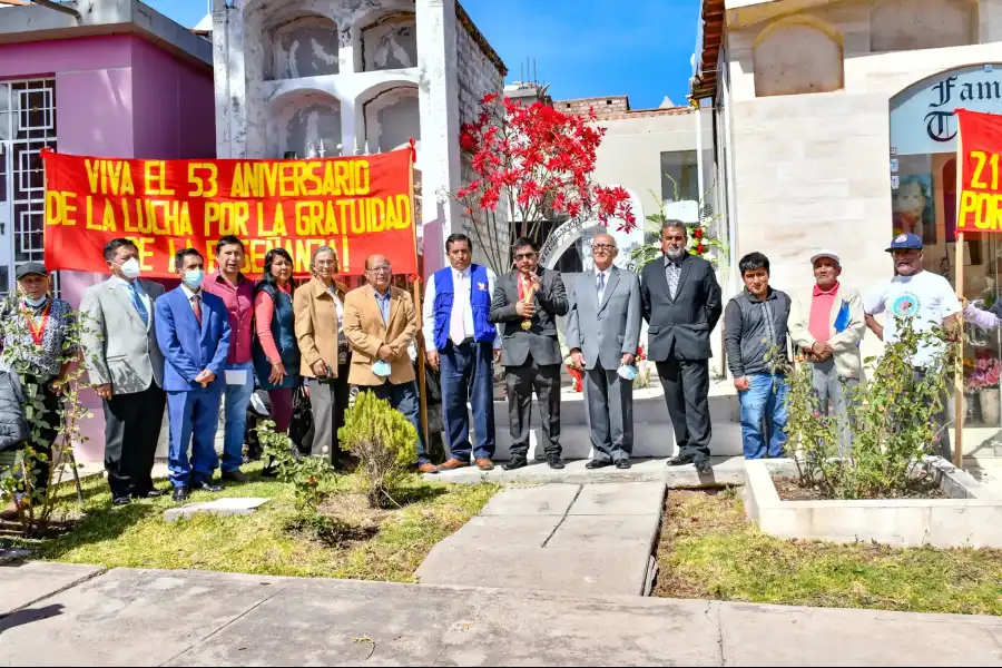 Imagen Día De La  Gratuidad De La  Educación - Imagen 6