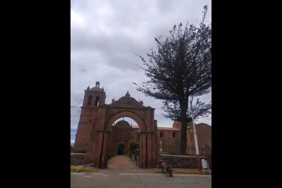 Imagen Templo De Santiago Apóstol O Nuestra Señora Del Rosario - Imagen 11