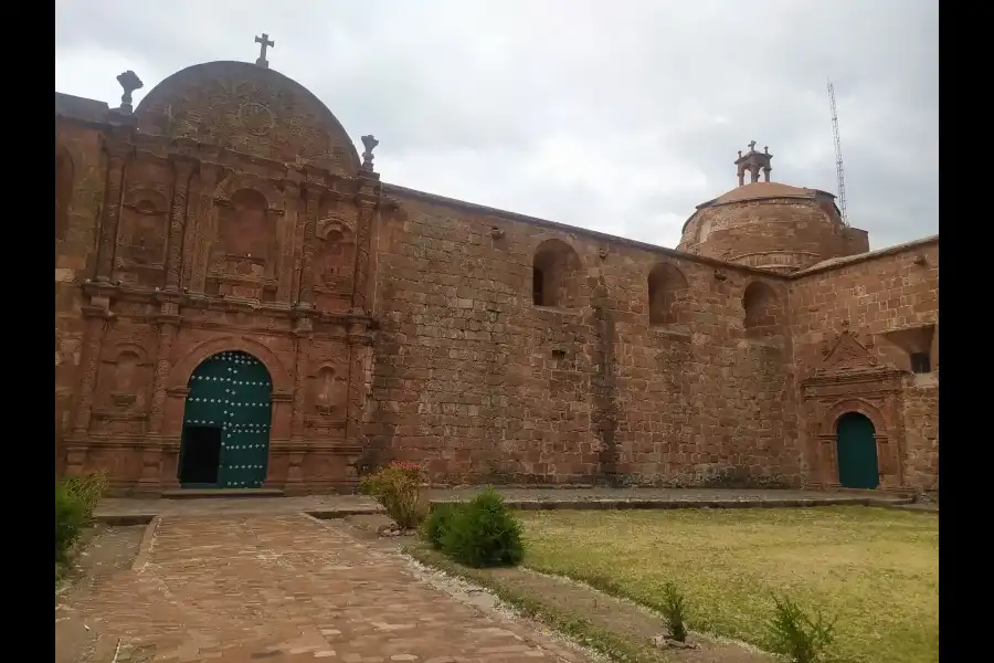 Imagen Templo De Santiago Apóstol O Nuestra Señora Del Rosario - Imagen 12