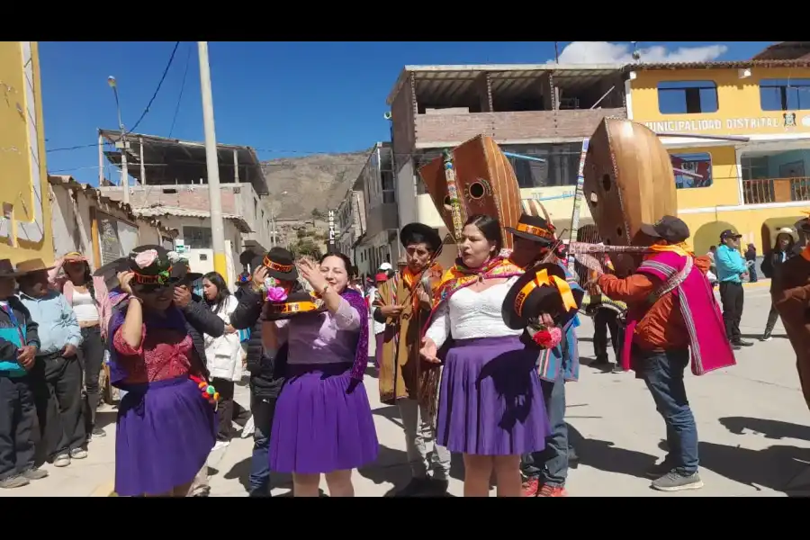 Imagen Festividad Santisima Trinidad En Andamarca - Imagen 4