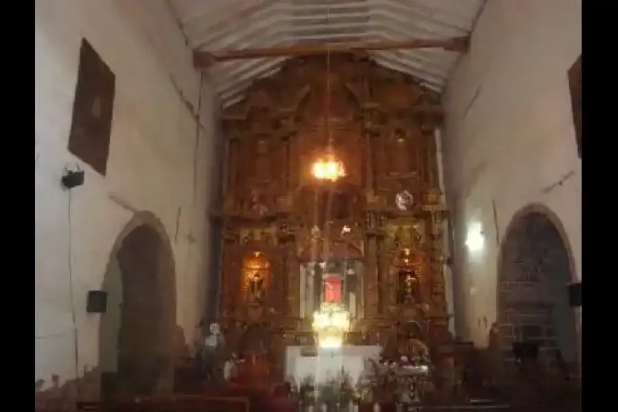 Imagen Templo San Juan Bautista De Huayllabamba - Imagen 3