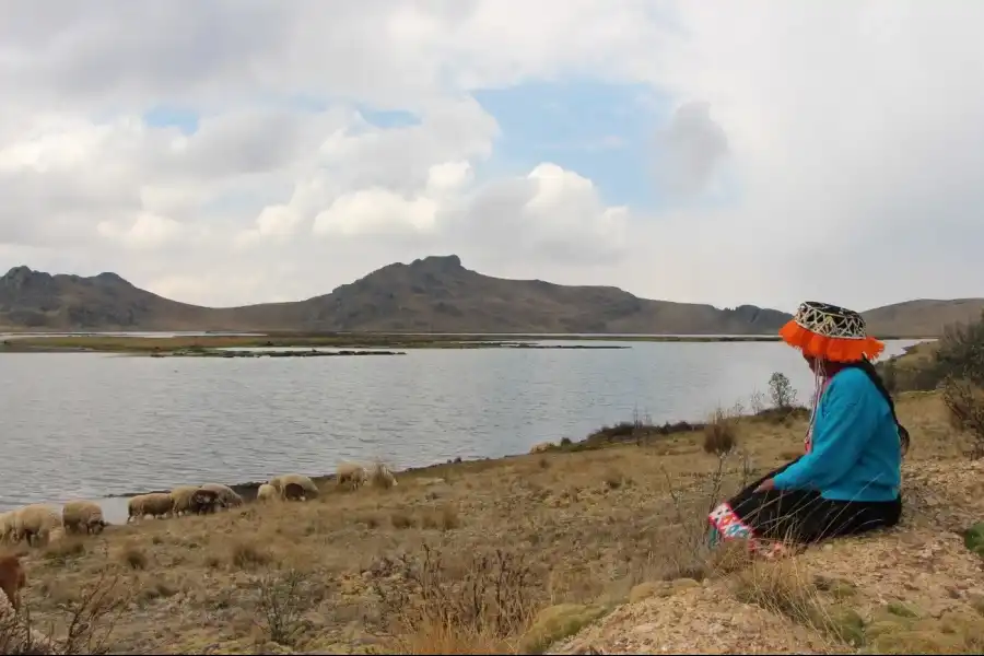 Imagen Leyenda De La Laguna De  Quescay - Colquepata - Imagen 1