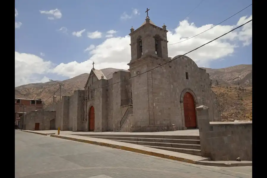 Imagen Iglesia San Felipe-Carumas - Imagen 1