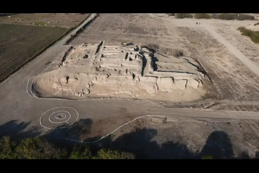 Imagen Zona Arqueológica Monumental Los Huacos - Imagen 7