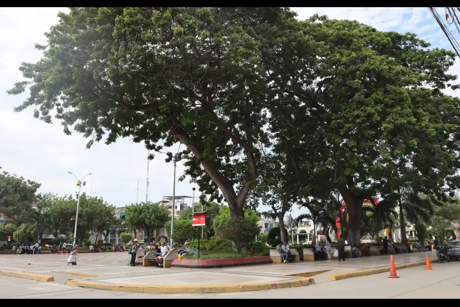 Imagen Plaza Mayor De Tumbes - Imagen 6