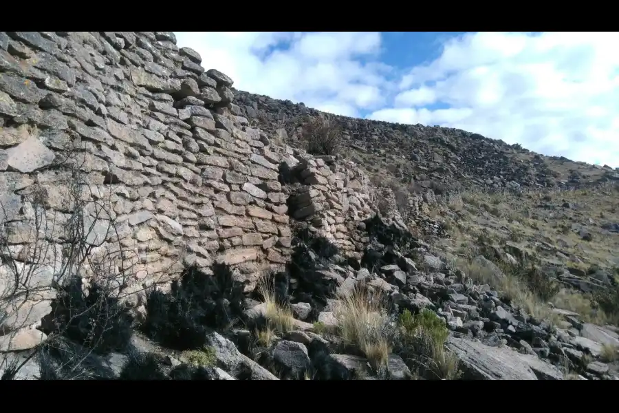 Imagen Fortaleza Del Cerro Jaquejaytahui - Imagen 1