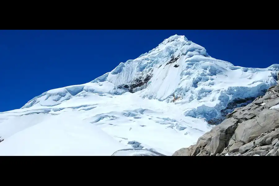 Imagen Nevado Urus - Parque Nacional Huascarán - Imagen 5