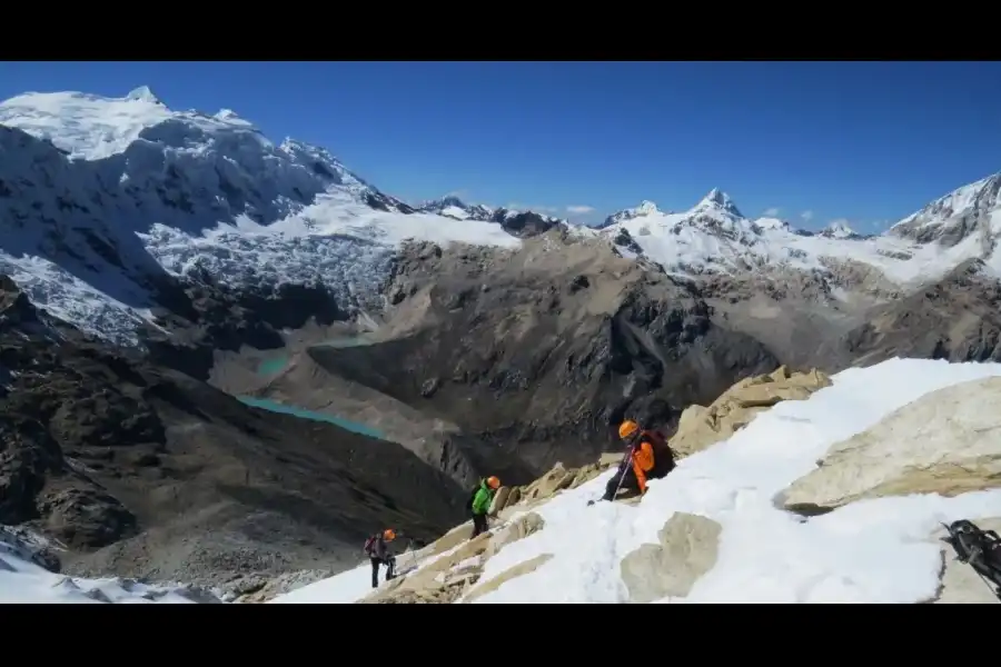 Imagen Nevado Urus - Parque Nacional Huascarán - Imagen 6