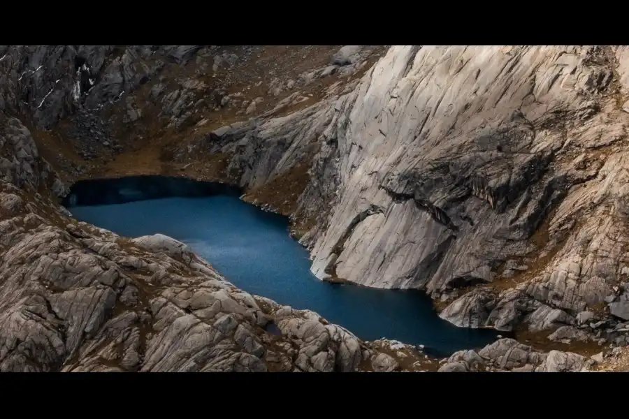 Imagen Laguna Azulcocha - Parque Nacional Huascarán - Imagen 4