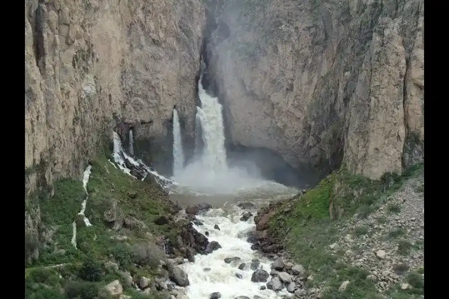 Imagen Cataratas De Shanquillay - Imagen 1