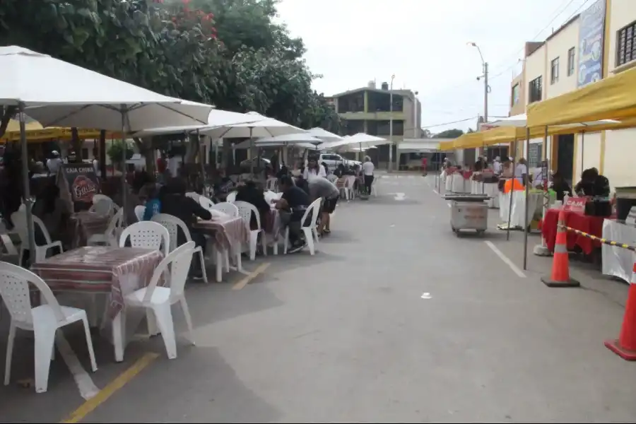 Imagen Plaza De Armas De Lurín - Imagen 5