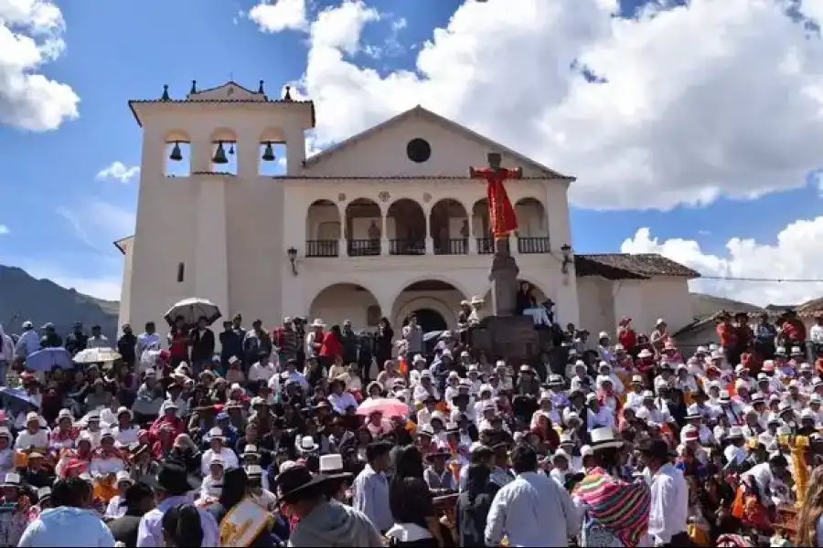 Imagen Festividad De Cruz Velacuy - Imagen 5