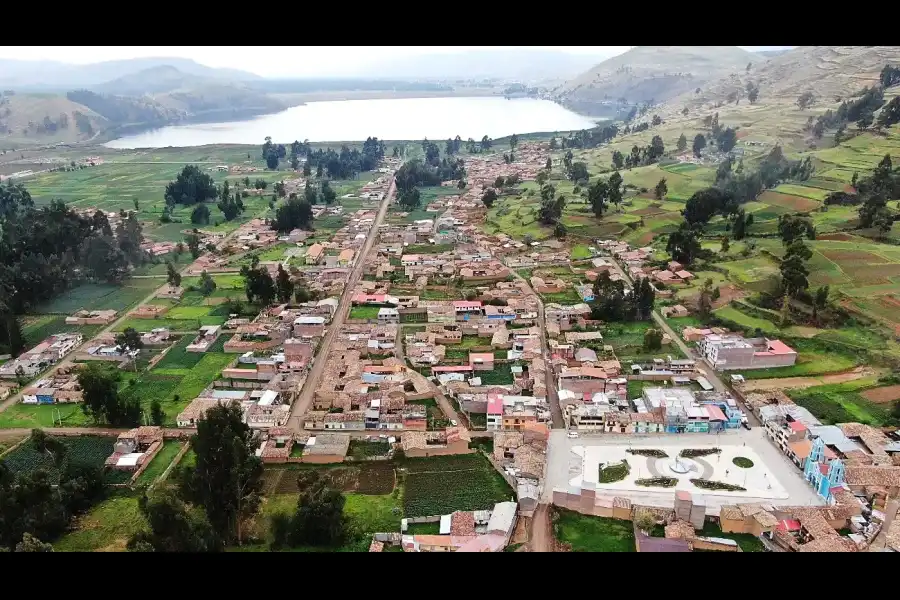 Imagen Pueblo Tradicional De Paca - Imagen 12