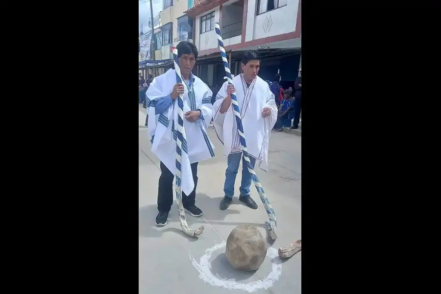 Imagen Pueblo Tradicional De Paca - Imagen 19