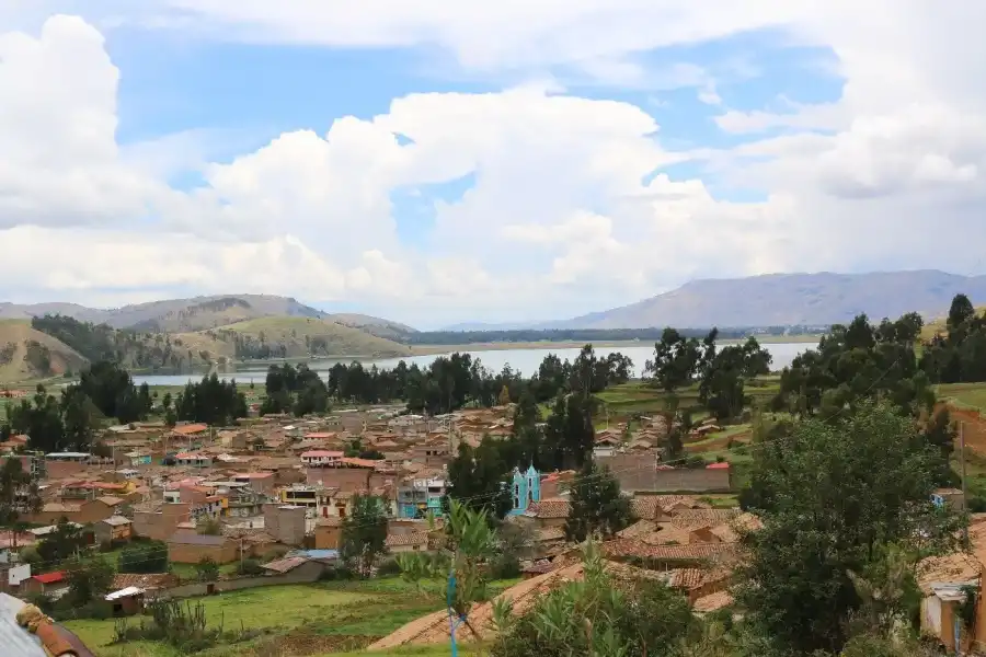 Imagen Pueblo Tradicional De Paca - Imagen 7