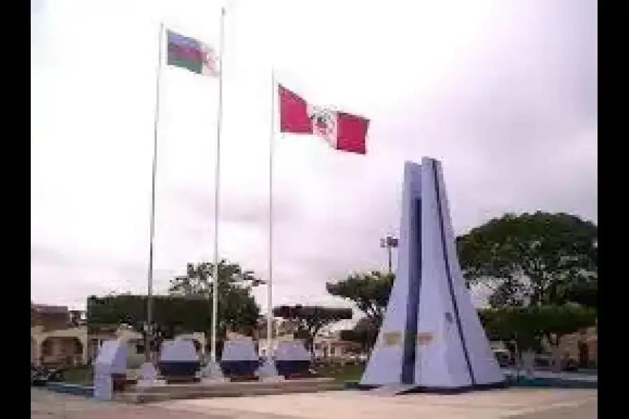 Imagen Plaza De Armas De Zarumilla - Imagen 4