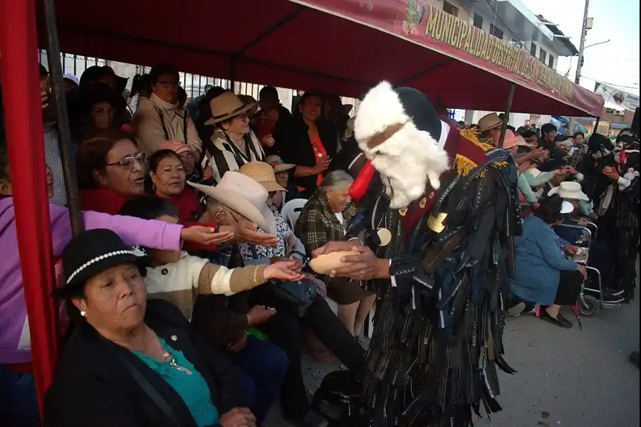 Imagen Danza De Los Avelinos De San Jerónimo De Tunán - Imagen 10